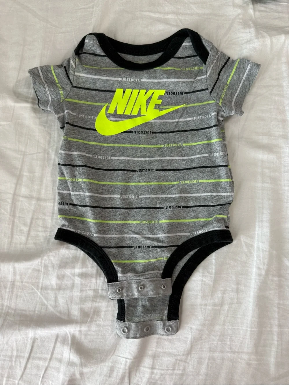 Nike Black & Neon Toddler Jogger Set - Picture 4 of 7